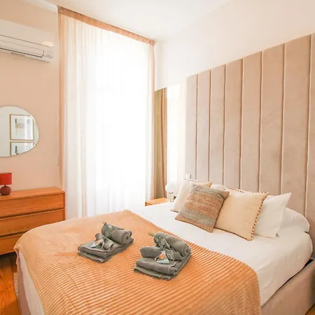Luxurious Flat In Center By Lovelystay Apartment Porto