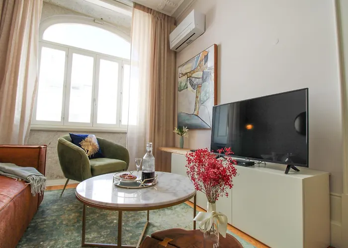 Luxurious Flat In Center By Lovelystay Apartment *