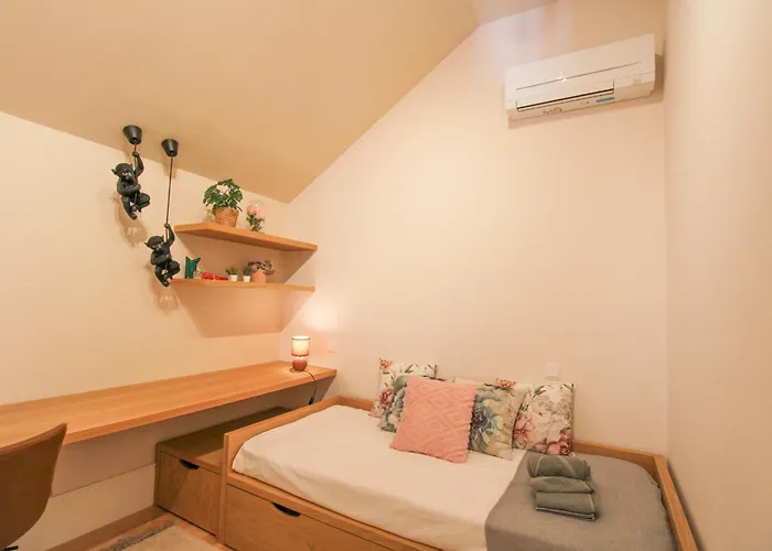 Luxurious Flat In Center By Lovelystay * Oporto