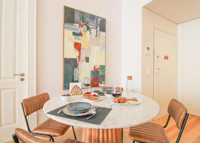 Luxurious Flat In Center By Lovelystay Lejlighed