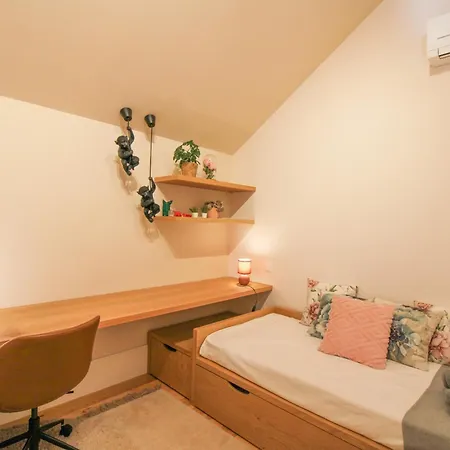 Lejlighed Luxurious Flat In Center By Lovelystay